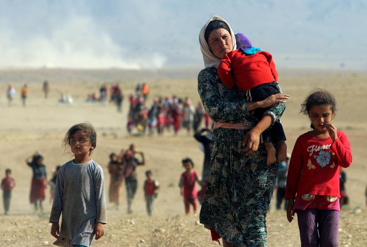 Cong dong nguoi Yazidi: Bi IS truy buc va vung len danh tra